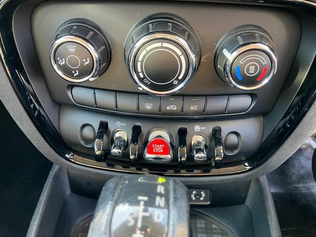 ＭＩＮＩ ワン　クラブマン　ドライブレコーダー　ＥＴＣ　ナビ　アルミホイール　オートライト　スマートキー　アイドリングストップ　電動格納ミラー　ＡＴ　ＡＢＳ　ＥＳＣ　ＵＳＢ　ミュージックプレイヤー接続可　エアコン（5枚目）