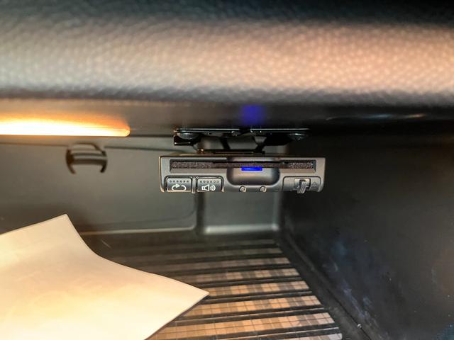 ＭＩＮＩ ワン　クラブマン　ドライブレコーダー　ＥＴＣ　ナビ　アルミホイール　オートライト　スマートキー　アイドリングストップ　電動格納ミラー　ＡＴ　ＡＢＳ　ＥＳＣ　ＵＳＢ　ミュージックプレイヤー接続可　エアコン（9枚目）