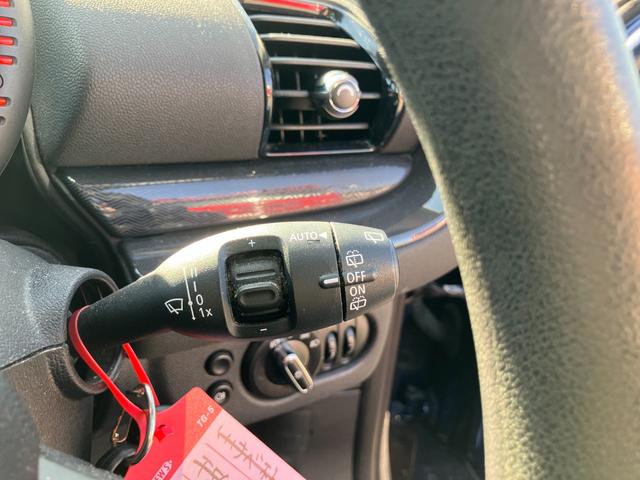 ＭＩＮＩ ワン　クラブマン　ドライブレコーダー　ＥＴＣ　ナビ　アルミホイール　オートライト　スマートキー　アイドリングストップ　電動格納ミラー　ＡＴ　ＡＢＳ　ＥＳＣ　ＵＳＢ　ミュージックプレイヤー接続可　エアコン（23枚目）