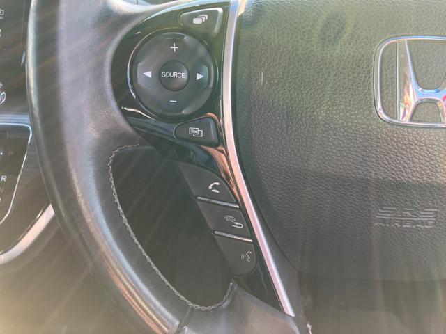 オデッセイ アブソルート・ＥＸ　本革シート　７人　ＥＴＣ　全周囲カメラ　ナビ　ＴＶ　オートクルーズコントロール　両側電動スライドドア　オートライト　ＬＥＤヘッドランプ　　電動格納ミラー　シートヒーター　後席モニター（9枚目）