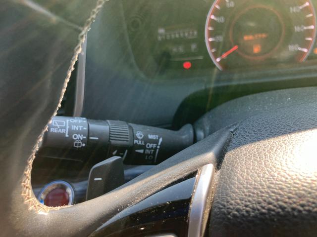 オデッセイ アブソルート・ＥＸ　本革シート　７人　ＥＴＣ　全周囲カメラ　ナビ　ＴＶ　オートクルーズコントロール　両側電動スライドドア　オートライト　ＬＥＤヘッドランプ　　電動格納ミラー　シートヒーター　後席モニター（30枚目）