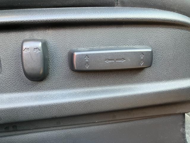 オデッセイ アブソルート・ＥＸ　本革シート　７人　ＥＴＣ　全周囲カメラ　ナビ　ＴＶ　オートクルーズコントロール　両側電動スライドドア　オートライト　ＬＥＤヘッドランプ　　電動格納ミラー　シートヒーター　後席モニター（32枚目）