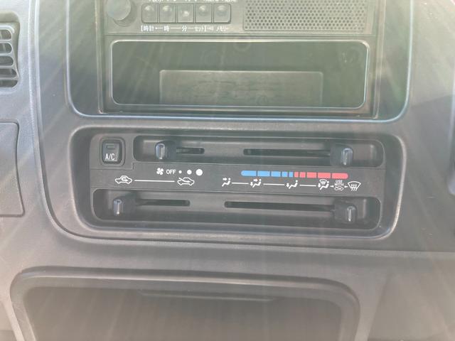 ハイゼットトラック 多目的ダンプ　４ＷＤ　ダンプ　ＭＴ　エアコン　パワーステアリング　運転席エアバッグ（5枚目）