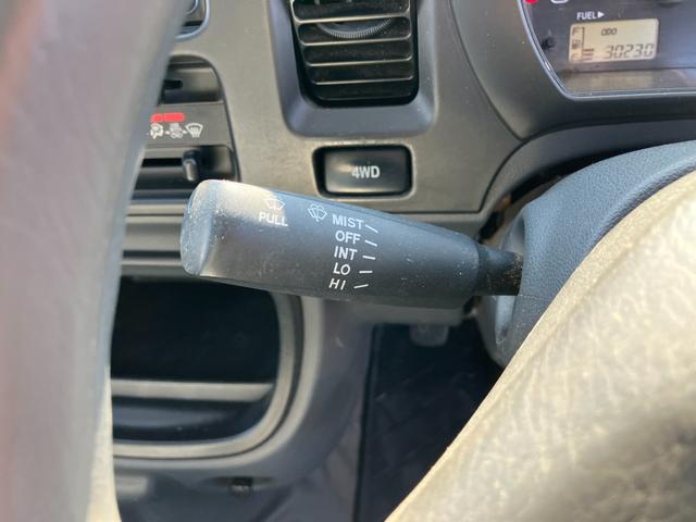 ハイゼットトラック 多目的ダンプ　４ＷＤ　ダンプ　ＭＴ　エアコン　パワーステアリング　運転席エアバッグ（8枚目）