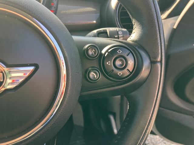 MINI クーパー ETC バックカメラ ナビ アルミホイール ターボ スマートキー アイドリングストップ AT 盗難防止システム ABS ESC エアコン パワーステアリング パワーウィンドウ 運転席エアバッグ(10枚目)