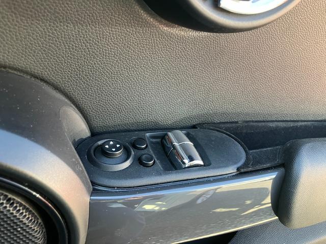 MINI クーパー ETC バックカメラ ナビ アルミホイール ターボ スマートキー アイドリングストップ AT 盗難防止システム ABS ESC エアコン パワーステアリング パワーウィンドウ 運転席エアバッグ(11枚目)