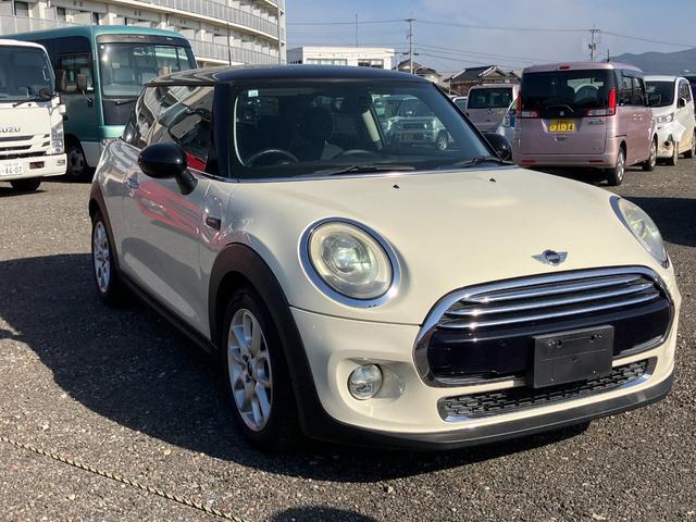 MINI クーパー ETC バックカメラ ナビ アルミホイール ターボ スマートキー アイドリングストップ AT 盗難防止システム ABS ESC エアコン パワーステアリング パワーウィンドウ 運転席エアバッグ(13枚目)