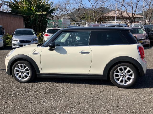 MINI クーパー ETC バックカメラ ナビ アルミホイール ターボ スマートキー アイドリングストップ AT 盗難防止システム ABS ESC エアコン パワーステアリング パワーウィンドウ 運転席エアバッグ(21枚目)