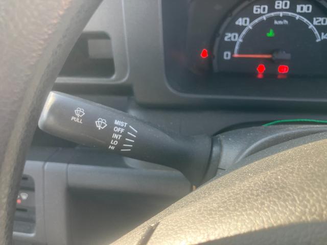 ハイゼットトラック スタンダード　ＭＴ　エアコン　パワーステアリング　運転席エアバッグ（8枚目）