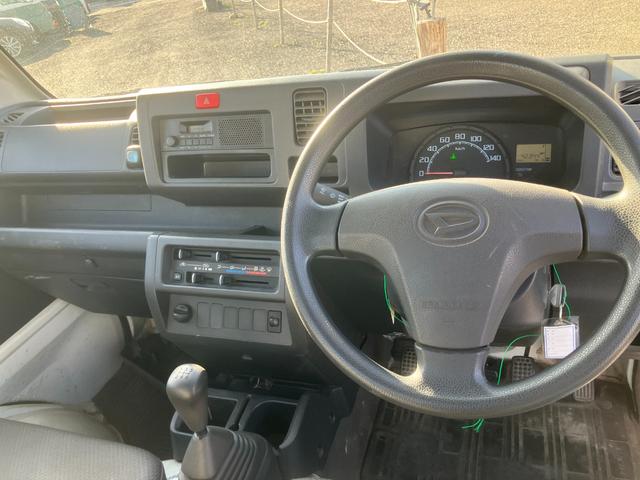 ハイゼットトラック スタンダード　ＭＴ　エアコン　パワーステアリング　運転席エアバッグ（10枚目）