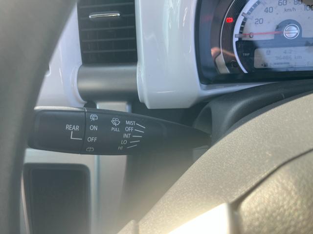 ハスラー Ｇ　５速ＭＴ　キーレスエントリー　アイドリングストップ　電動格納ミラー　シートヒーター　盗難防止システム　ＡＢＳ　ＣＤ　アルミホイール　衝突安全ボディ　エアコン　パワーステアリング　パワーウィンドウ（10枚目）