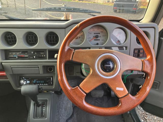 ジムニー ワイルドウインド　４ＷＤ　ＡＴ　ＣＤ　アルミホイール　エアコン（2枚目）