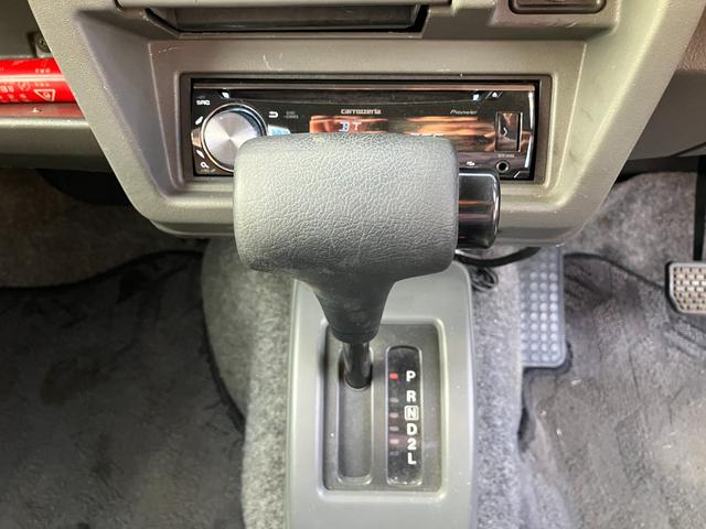 ジムニー ワイルドウインド　４ＷＤ　ＡＴ　ＣＤ　アルミホイール　エアコン（4枚目）