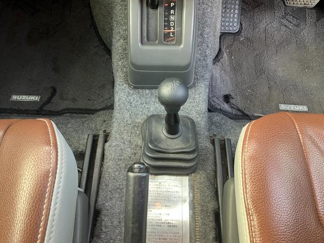 ジムニー ワイルドウインド　４ＷＤ　ＡＴ　ＣＤ　アルミホイール　エアコン（5枚目）