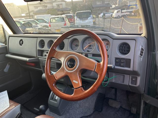 ジムニー ワイルドウインド　４ＷＤ　ＡＴ　ＣＤ　アルミホイール　エアコン（11枚目）