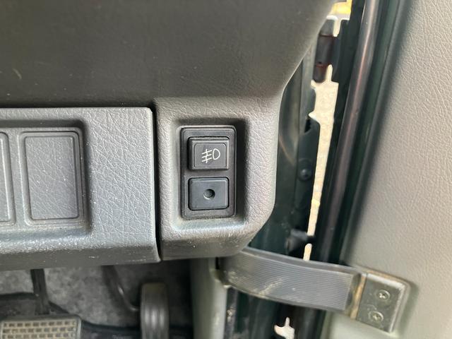 ジムニー ワイルドウインド　４ＷＤ　ＡＴ　ＣＤ　アルミホイール　エアコン（23枚目）