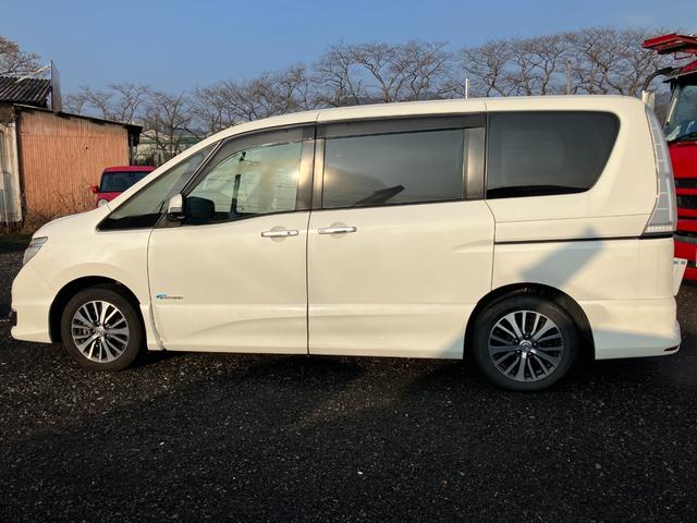 セレナ ハイウェイスターＳ－ＨＶアドバンスドセーフティパック　ＥＴＣ　全周囲カメラ　ＴＶ　クリアランスソナー　オートクルーズコントロール　レーンアシスト　衝突被害軽減システム　両側電動スライドドア　オートライト　スマートキー　アイドリングストップ　電動格納ミラー（22枚目）