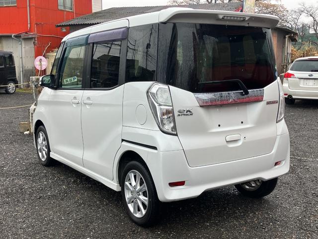ｅＫスペースカスタム カスタムＧ　ｅ－アシスト　全周囲カメラ　両側スライド・片側電動　ナビ　ＴＶ　衝突被害軽減システム　オートマチックハイビーム　オートライト　ＨＩＤ　スマートキー　アイドリングストップ　電動格納ミラー　シートヒーター　ベンチシート（18枚目）