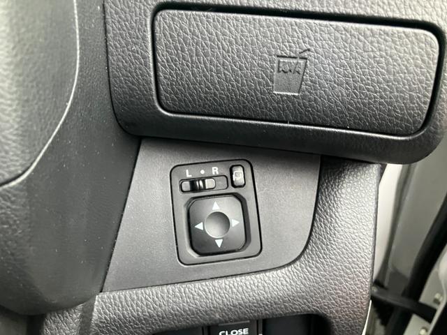 ｅＫスペースカスタム カスタムＧ　ｅ－アシスト　全周囲カメラ　両側スライド・片側電動　ナビ　ＴＶ　衝突被害軽減システム　オートマチックハイビーム　オートライト　ＨＩＤ　スマートキー　アイドリングストップ　電動格納ミラー　シートヒーター　ベンチシート（30枚目）