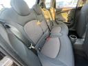 ワン　ナビ　オートクルーズコントロール　アルミホイール　スマートキー　アイドリングストップ　電動格納ミラー　ＡＴ　盗難防止システム　ＡＢＳ　ＥＳＣ　エアコン　パワーステアリング　パワーウィンドウ（21枚目）