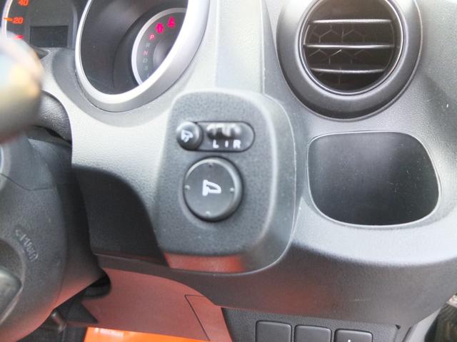フィット Ｇスマートセレクション　車検Ｒ９年７月　純正ナビ装備車　バックカメラ　ＴＶ　ＣＤ　スマートキー　ＬＥＤヘッドライト　ポジション　ナンバー灯ＬＥＤ　ビルトインＥＴＣ　保証書　整備記録簿　取説　スペアキー（22枚目）