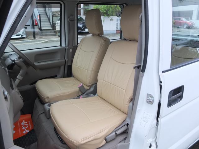 エブリイ ＰＡ　車検９年６月　革調シートカバー　新品タイヤ４本　ＬＥＤヘッドライト　ＥＴＣ　ポジション　ナンバー灯ＬＥＤ　エアコン　パワステ　集中ドアロック　ＳＵＺＵＫＩ保証書　整備記録簿　取説（31枚目）