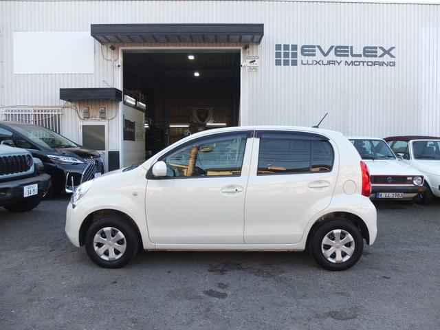 パッソ Ｘ　クツロギ　車検Ｒ９年１１月　ワンオーナー禁煙車　純正ナビ　ＴＶ　Ｂカメラ　Ｂｌｕｅｔｏｏｔｈオーディオ　ドライブレコーダー　ＥＴＣ　ＬＥＤヘッドライト　保証書　整備記録簿　取説　スペアキー（10枚目）