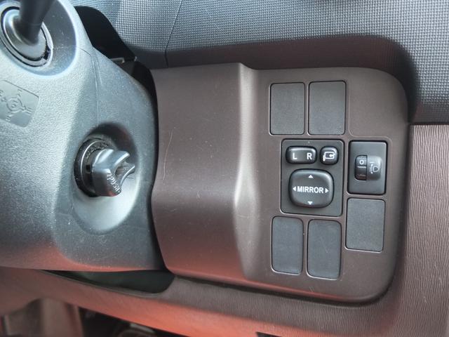 パッソ Ｘ　クツロギ　車検Ｒ９年１１月　ワンオーナー禁煙車　純正ナビ　ＴＶ　Ｂカメラ　Ｂｌｕｅｔｏｏｔｈオーディオ　ドライブレコーダー　ＥＴＣ　ＬＥＤヘッドライト　保証書　整備記録簿　取説　スペアキー（28枚目）