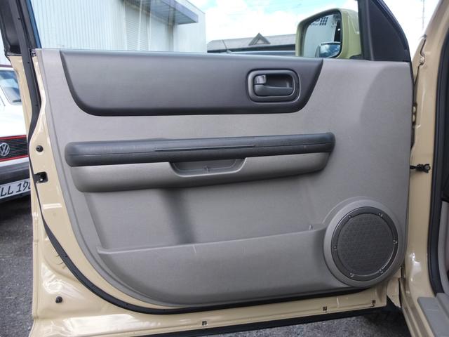 ����ȃh�A�C���i�[�ł��B