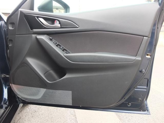 �^�]�ȃh�A�C���i�[�ł��B