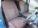 運転席側シートも綺麗な状態です。