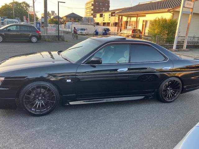 ローレル 　サンルーフ　ＯＨ済ＲＢ２５ＤＥＴ＆リビルト３０Ａ５速ＭＴ　公認済　車高調　ＬＳＤ　トラストサ－ジ　ＨＰＩエキマニ＆インタークーラー　マフラー　デフィメーターＸ４　ブレーキ強化　ウエッズ１８ＡＷ　レカロ（9枚目）