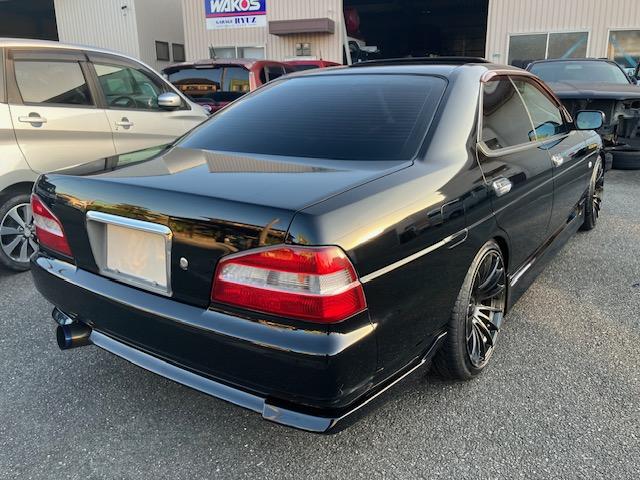 ローレル 　サンルーフ　ＯＨ済ＲＢ２５ＤＥＴ＆リビルト３０Ａ５速ＭＴ　公認済　車高調　ＬＳＤ　トラストサ－ジ　ＨＰＩエキマニ＆インタークーラー　マフラー　デフィメーターＸ４　ブレーキ強化　ウエッズ１８ＡＷ　レカロ（14枚目）