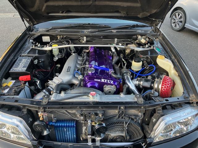 ローレル 　サンルーフ　ＯＨ済ＲＢ２５ＤＥＴ＆リビルト３０Ａ５速ＭＴ　公認済　車高調　ＬＳＤ　トラストサ－ジ　ＨＰＩエキマニ＆インタークーラー　マフラー　デフィメーターＸ４　ブレーキ強化　ウエッズ１８ＡＷ　レカロ（18枚目）