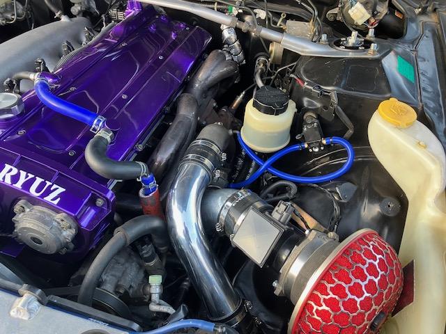 ローレル 　サンルーフ　ＯＨ済ＲＢ２５ＤＥＴ＆リビルト３０Ａ５速ＭＴ　公認済　車高調　ＬＳＤ　トラストサ－ジ　ＨＰＩエキマニ＆インタークーラー　マフラー　デフィメーターＸ４　ブレーキ強化　ウエッズ１８ＡＷ　レカロ（19枚目）