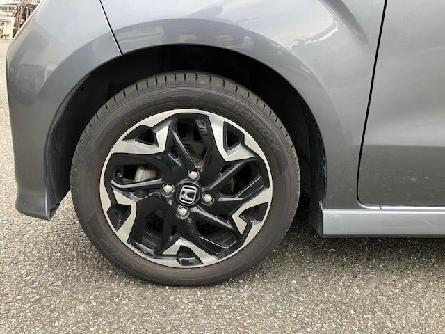 Ｎ－ＢＯＸカスタム Ｇ・Ｌターボホンダセンシング　衝突軽減ブレーキ　純正メモリナビ　バックカメラ　ＥＴＣ　両側パワスラ　クルーズコントロール　レーンキープアシスト　ハーフレザーシート　ＬＥＤヘッドライト　フォグランプ　ウィンカーミラー　オートライト（12枚目）