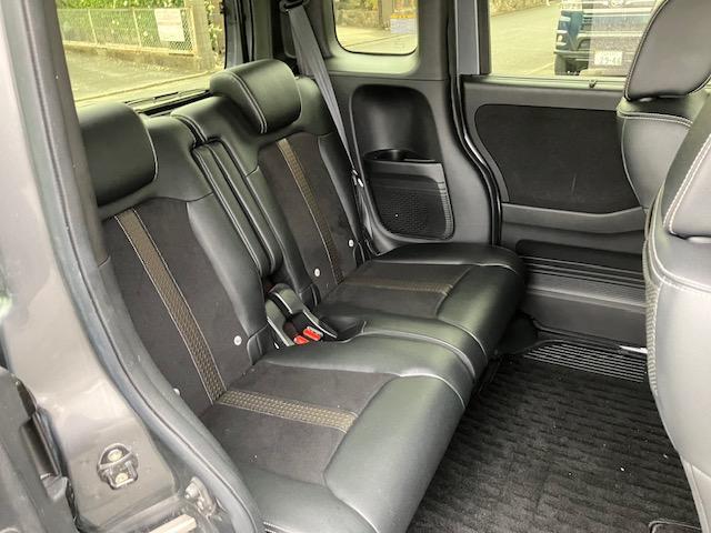 Ｎ－ＢＯＸカスタム Ｇ・Ｌターボホンダセンシング　衝突軽減ブレーキ　純正メモリナビ　バックカメラ　ＥＴＣ　両側パワスラ　クルーズコントロール　レーンキープアシスト　ハーフレザーシート　ＬＥＤヘッドライト　フォグランプ　ウィンカーミラー　オートライト（19枚目）