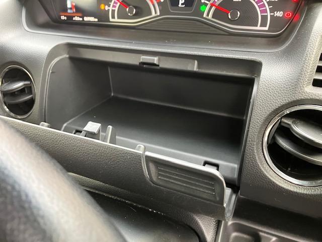 Ｎ－ＢＯＸカスタム Ｇ・Ｌターボホンダセンシング　衝突軽減ブレーキ　純正メモリナビ　バックカメラ　ＥＴＣ　両側パワスラ　クルーズコントロール　レーンキープアシスト　ハーフレザーシート　ＬＥＤヘッドライト　フォグランプ　ウィンカーミラー　オートライト（48枚目）