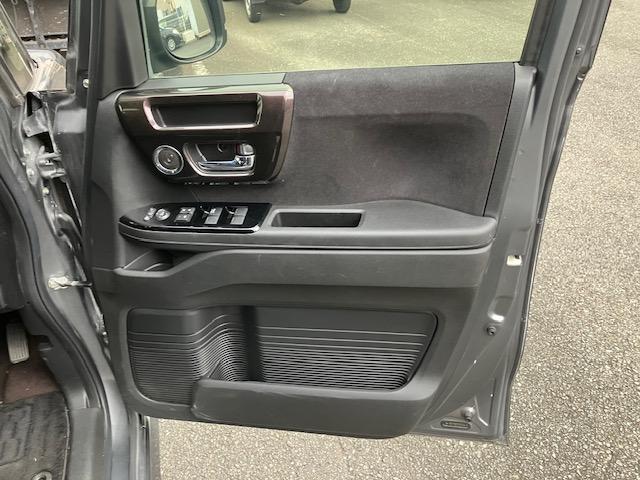 Ｎ－ＢＯＸカスタム Ｇ・Ｌターボホンダセンシング　衝突軽減ブレーキ　純正メモリナビ　バックカメラ　ＥＴＣ　両側パワスラ　クルーズコントロール　レーンキープアシスト　ハーフレザーシート　ＬＥＤヘッドライト　フォグランプ　ウィンカーミラー　オートライト（49枚目）