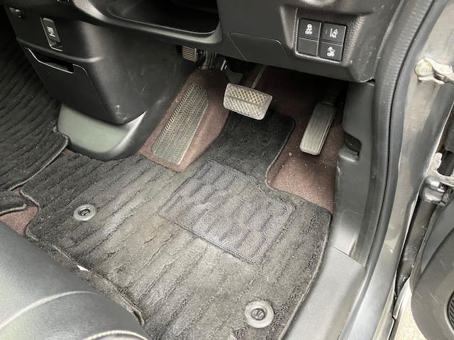 Ｎ－ＢＯＸカスタム Ｇ・Ｌターボホンダセンシング　衝突軽減ブレーキ　純正メモリナビ　バックカメラ　ＥＴＣ　両側パワスラ　クルーズコントロール　レーンキープアシスト　ハーフレザーシート　ＬＥＤヘッドライト　フォグランプ　ウィンカーミラー　オートライト（53枚目）