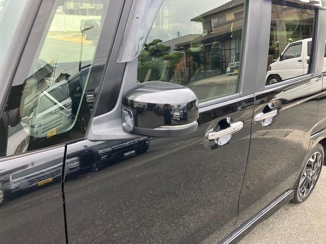 Ｎ－ＢＯＸカスタム Ｇ・Ｌターボホンダセンシング　衝突軽減ブレーキ　社外ナビ　バックカメラ　ＥＴＣ　両側パワスラ　クルーズコントロール　レーンキープアシスト　ハーフレザーシート　ＬＥＤヘッドライト　フォグランプ　ウィンカーミラー　オートライト（17枚目）