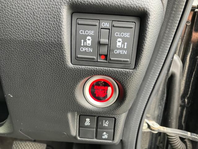 Ｎ－ＢＯＸカスタム Ｇ・Ｌターボホンダセンシング　衝突軽減ブレーキ　社外ナビ　バックカメラ　ＥＴＣ　両側パワスラ　クルーズコントロール　レーンキープアシスト　ハーフレザーシート　ＬＥＤヘッドライト　フォグランプ　ウィンカーミラー　オートライト（39枚目）