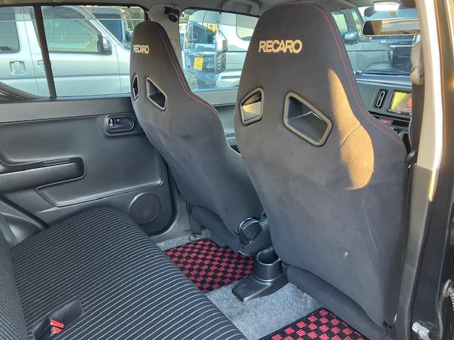 アルトワークス ベースグレード　５速車　社外ナビ　フルセグＴＶ　バックカメラ　ＥＴＣ　純正レカロシート　ウィンカーミラー　スマートキーＸ２（30枚目）