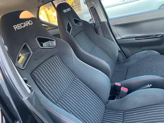 アルトワークス ベースグレード　５速車　社外ナビ　フルセグＴＶ　バックカメラ　ＥＴＣ　純正レカロシート　ウィンカーミラー　スマートキーＸ２（38枚目）