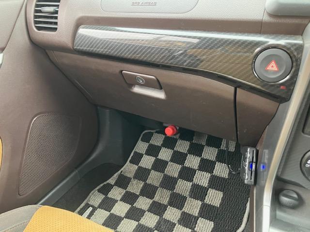 コペン ローブ　Ｓ　５速ＭＴ　ターボ　純正レカロ　シートヒーター　ビルシュタイン足廻り　社外ナビ　フルセグＴＶ　ＥＴＣ　スマートキー　ＬＥＤヘッドライト　純正１６ＡＷ　電動オープン問題無し！　エンジンマウント交換済！（43枚目）