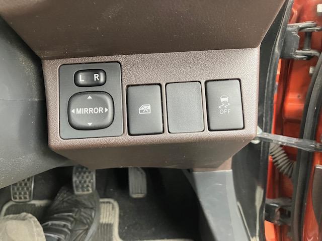 コペン ローブ　Ｓ　５速ＭＴ　ターボ　純正レカロ　シートヒーター　ビルシュタイン足廻り　社外ナビ　フルセグＴＶ　ＥＴＣ　スマートキー　ＬＥＤヘッドライト　純正１６ＡＷ　電動オープン問題無し！　エンジンマウント交換済！（47枚目）