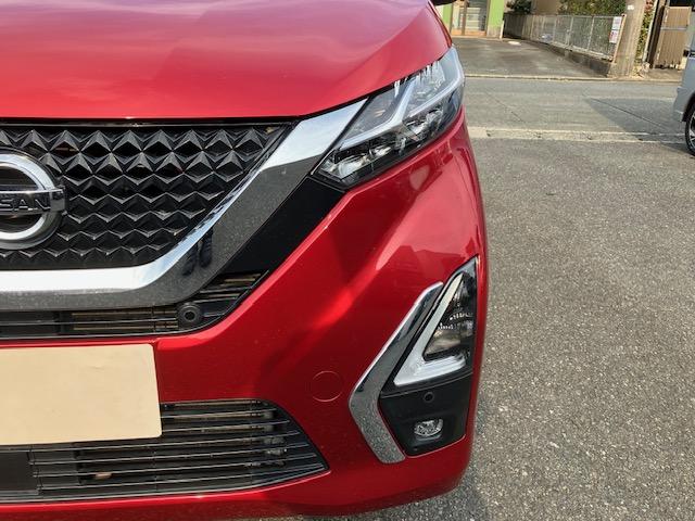 デイズ ハイウェイスター　Ｇターボ　純正９インチナビ＆ドラレコ　フルセグＴＶ　バックカメラ　ＥＴＣ　スマートキー　衝突軽減ブレーキ　１５ＡＷ（4枚目）