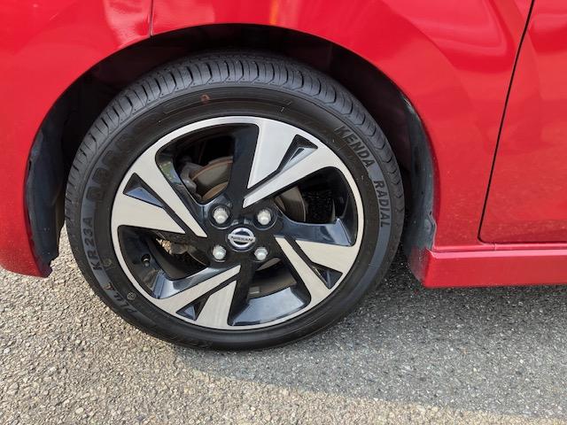 デイズ ハイウェイスター　Ｇターボ　純正９インチナビ＆ドラレコ　フルセグＴＶ　バックカメラ　ＥＴＣ　スマートキー　衝突軽減ブレーキ　１５ＡＷ（12枚目）