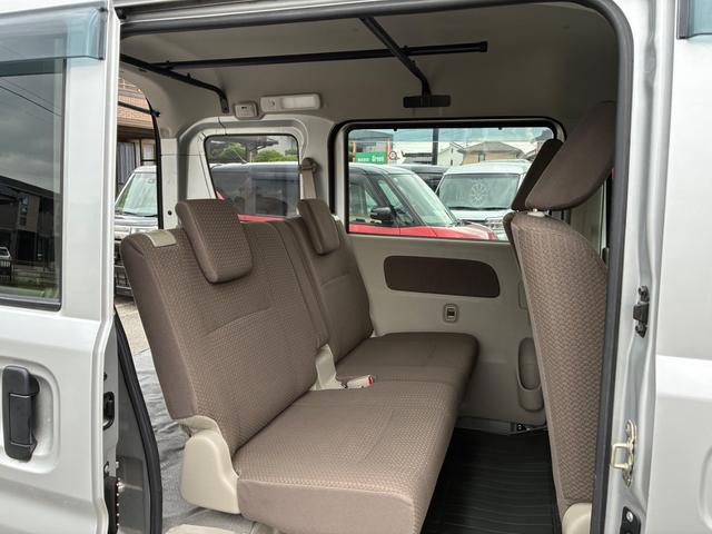 ブラボーターボ　４ＷＤ　ハイルーフ　社外メモリーナビ　フルセグＴＶ　ＥＴＣ　デュアルカメラブレーキサポート　電動格納ドアミラー　６型ワゴン用ＬＥＤヘッドライト　フォグランプ　ちょい上げリフトアップ　１５ＡＷ　キーレス（画像32）