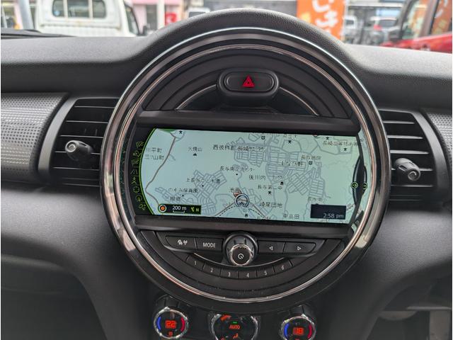 ＭＩＮＩ クーパー　クーパー（５名）　禁煙　ナビ　Ｂｌｕｅｔｏｏｔｈ接続　スマートキー（12枚目）